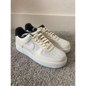 Nike Air Force 1 '07 LX Women’s Size 8